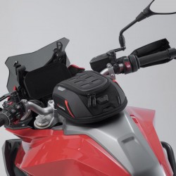 BC.TRS.00.110.30000 : Bolsa de depósito SW-Motech PRO Micro Honda Hornet CB750